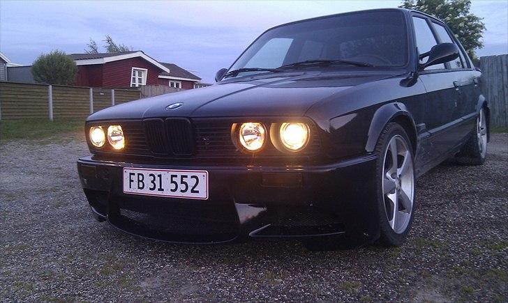 BMW 320i(325i) billede 10