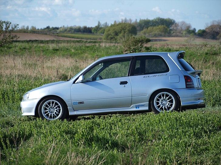 Toyota starlet Glanza V billede 1