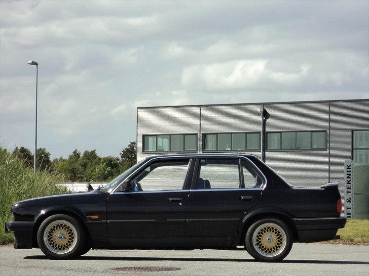 BMW E30 316i billede 17