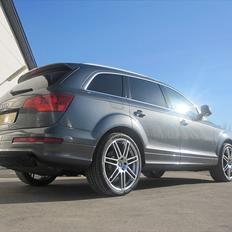 Audi Q7 S-Line