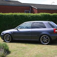 Audi A3 1.8T [Tidl. bil]