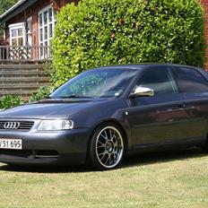 Audi A3 1.8T [Tidl. bil]