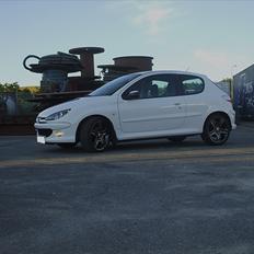 Peugeot 206 S16