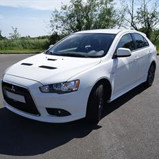 Mitsubishi Lancer Sportback Ralliart AWD