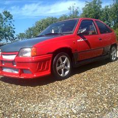 Opel kadett e 