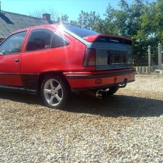 Opel kadett e 