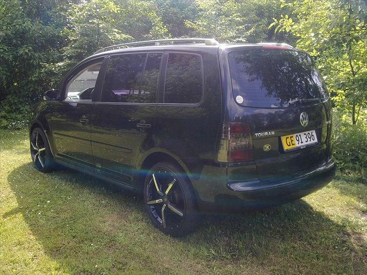 VW TOURAN 2,0 TDI DSG (solgt) billede 6