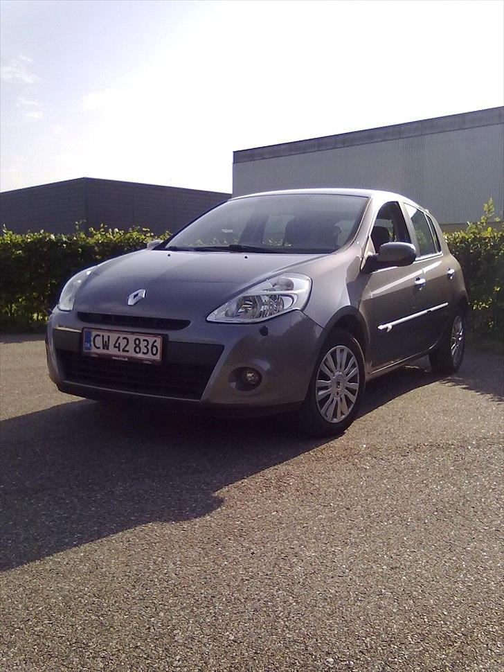 Renault Clio III 1,5 DCI ECO 2 BYTTET billede 1