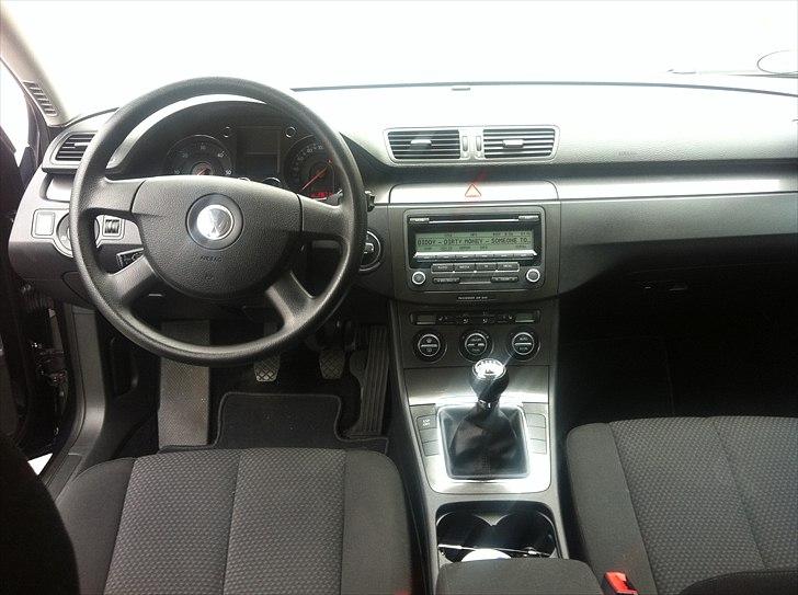 VW Passat 2,0 TDi Trendline billede 2