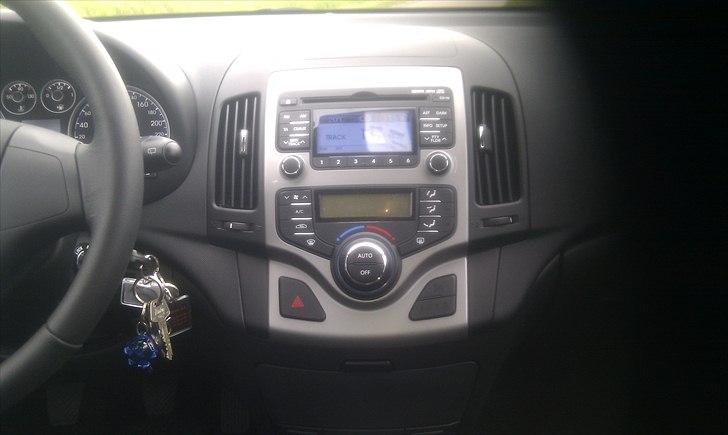 Hyundai i30 cw classic sense billede 9