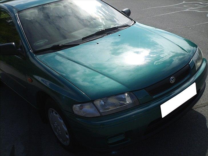 Mazda 323 sport billede 4