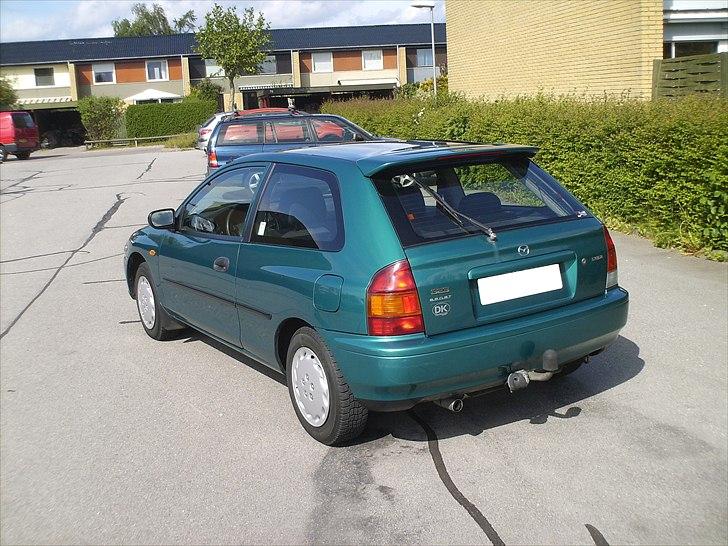 Mazda 323 sport billede 5