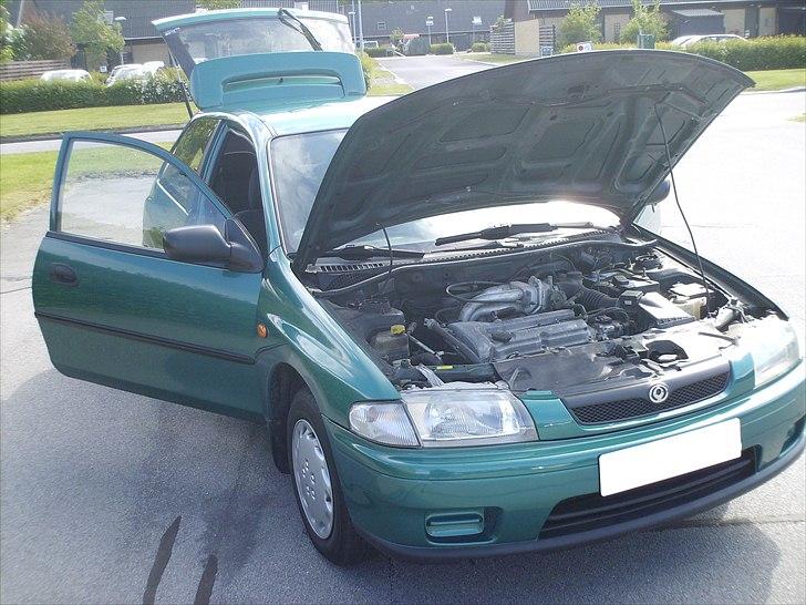 Mazda 323 sport billede 9