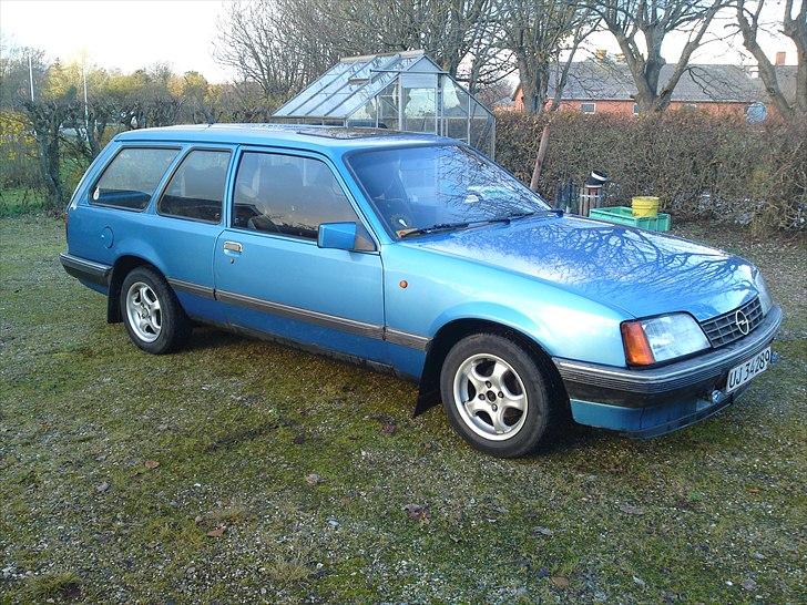 Opel Rekord E 2,0s 3dørs caravan billede 15