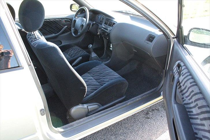 Toyota Corolla Xli E100 billede 12