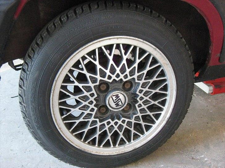 VW Polo Hit (skrottet) :( - Køber Ats Classic fælge som er sorte i 13" til den billede 6