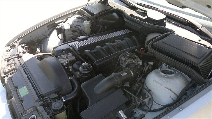 BMW 523iA E 39 Limosine  billede 11