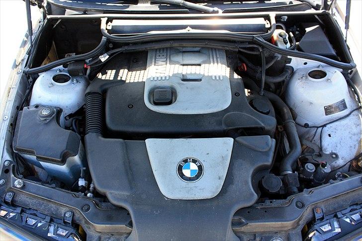 BMW E46 320d Touring [Tidl. bil] billede 19