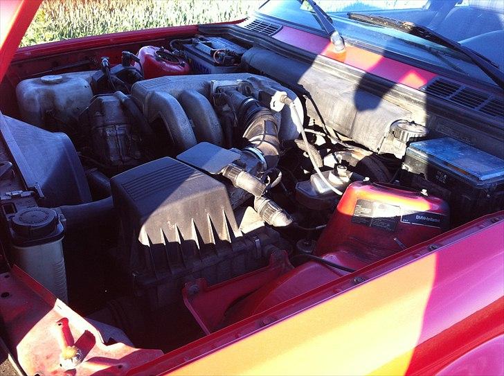 BMW 318 is billede 9