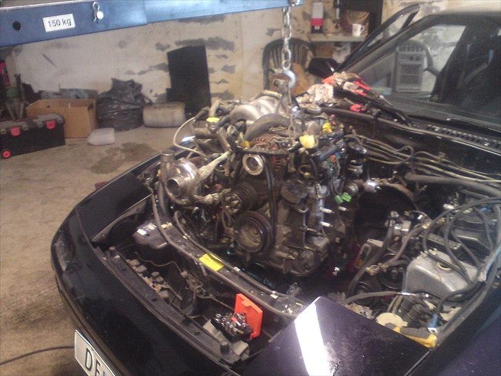 Mazda RX7 - Motor på vei ut. Juni 2011.  Apex, rotor & rotorhus havari billede 16