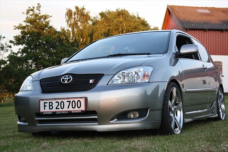 Toyota Corolla T-sport billede 1