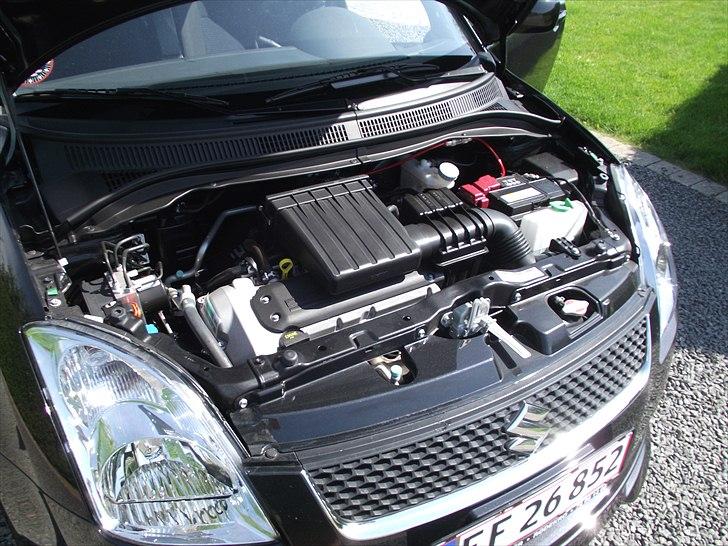 Suzuki Swift 1,5 GLS (Solgt) billede 19