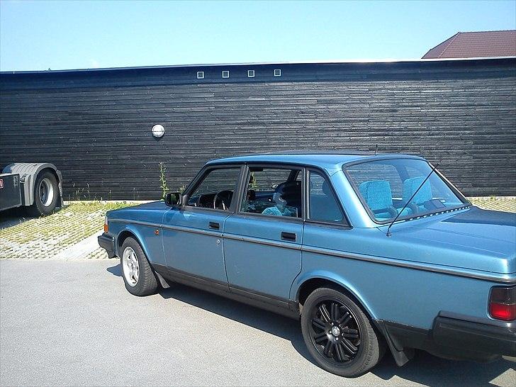 Volvo 240Se Solgt billede 9