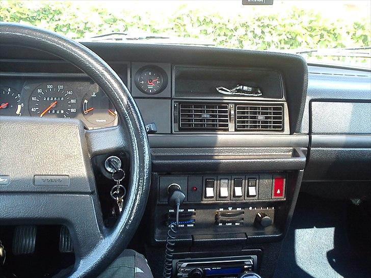 Volvo 240Se Solgt billede 20
