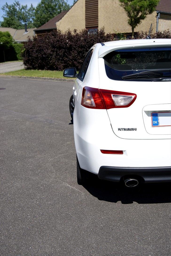 Mitsubishi Lancer Sportback Ralliart AWD - Bagdel er lidt høj, men den kan vi gøre noget ved ;) billede 2