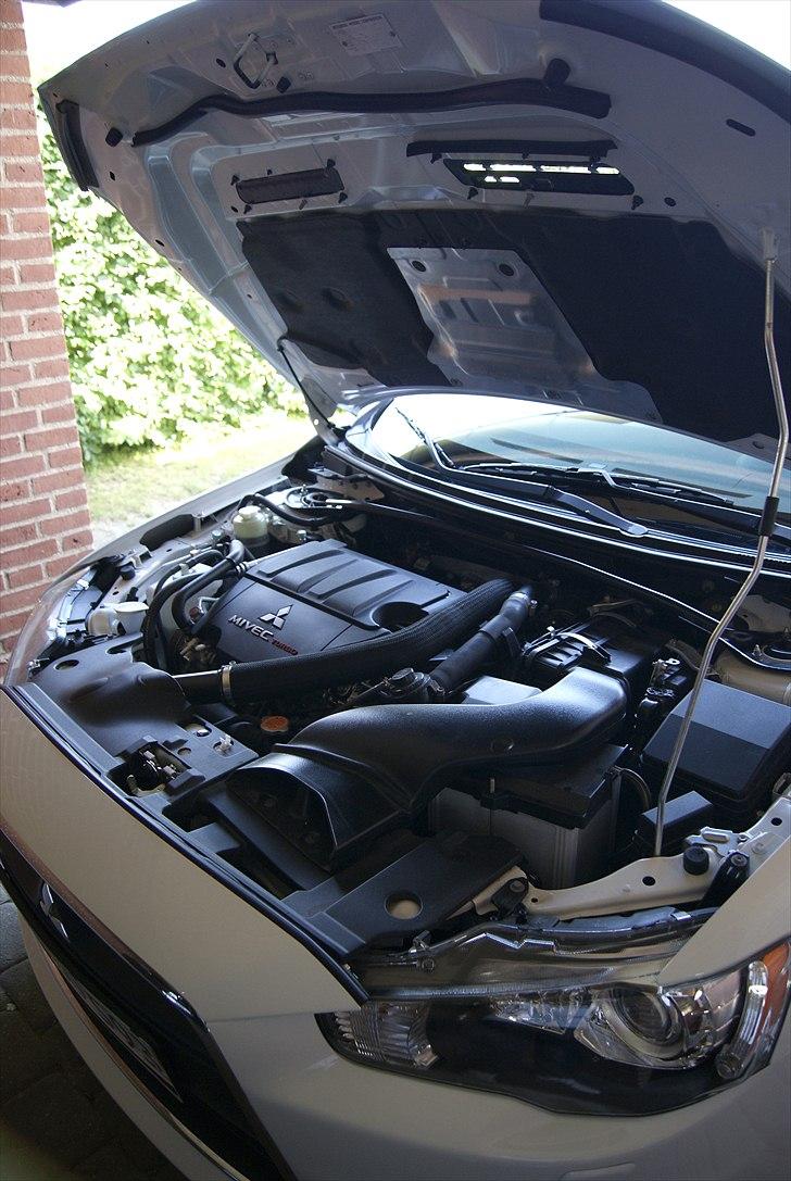 Mitsubishi Lancer Sportback Ralliart AWD billede 9