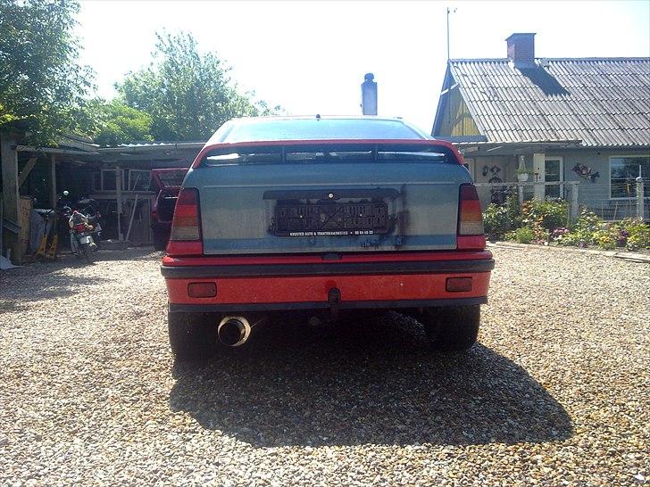 Opel kadett e  billede 4