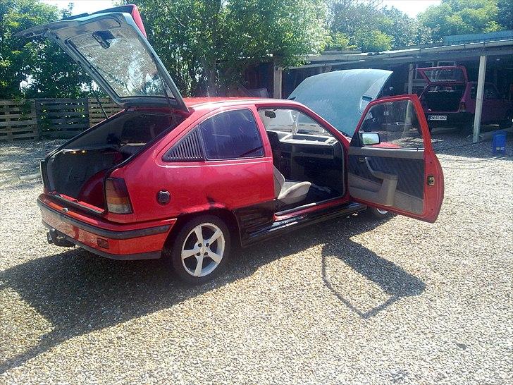 Opel kadett e  billede 15