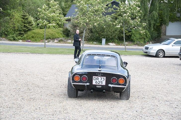 Opel GT - Kørsel af lillesøster ved konfirmation billede 3