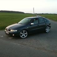 Seat Leon (TIL SALG / BYTTES)