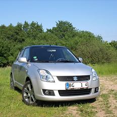Suzuki Swift GLX 5 d