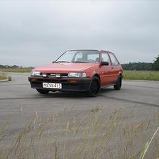 Toyota Corolla Dx 1,3 12v 