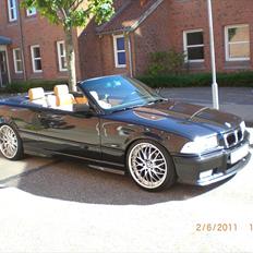 BMW 320 Cabriolet solgt