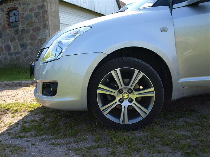 Suzuki Swift GLX 5 d billede 10