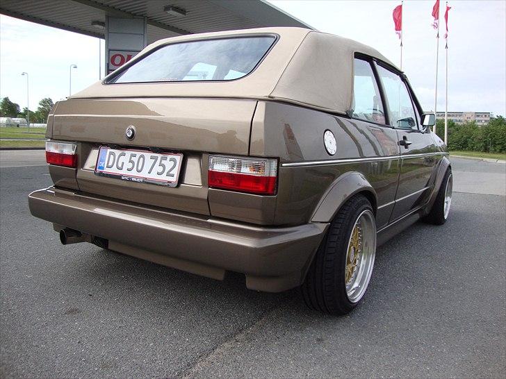 VW Golf 1 GTI Cabriolet - 222HK billede 14