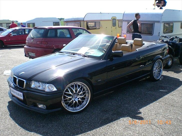 BMW 320 Cabriolet solgt - Som den ser ud nu 6/6 2011 billede 1