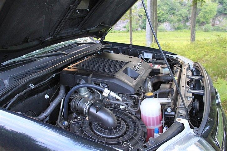 Toyota Hilux Dobbelt Cab, AKA Sorte Slyngel billede 4