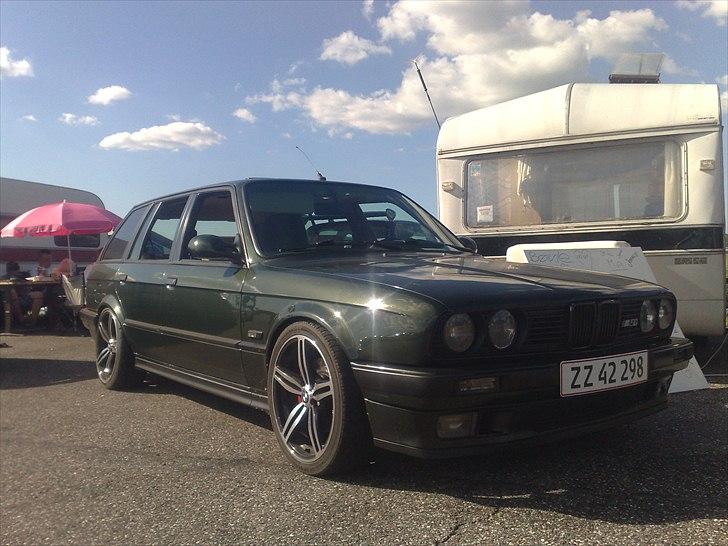 BMW "E33" M50 Touring - e30 320i - Så kom der nye sutter på :) billede 3