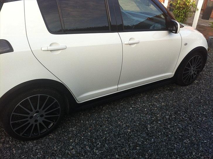 Suzuki swift billede 4