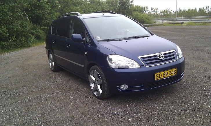 Toyota avensis sportsvan D4D billede 3