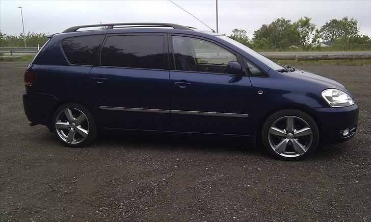 Toyota avensis sportsvan D4D billede 4