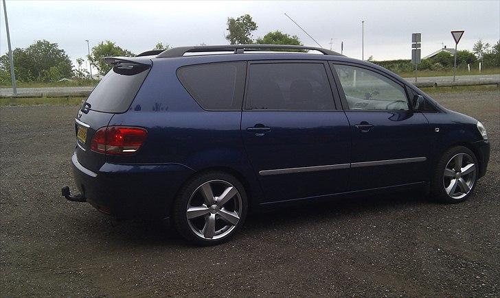 Toyota avensis sportsvan D4D billede 5