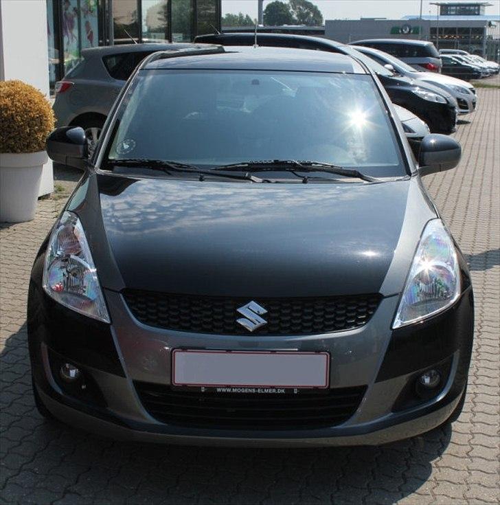 Suzuki Swift GLX 5-Dørs billede 2