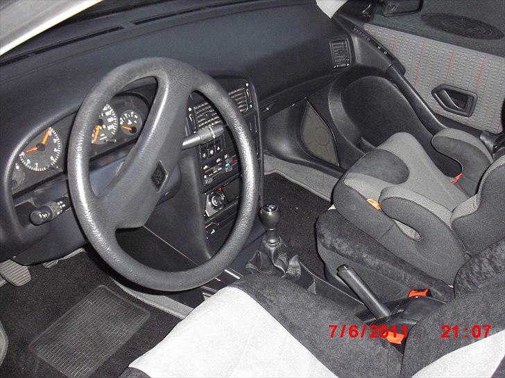 Peugeot 405 1.6i style glx *Putte* *solgt* billede 20