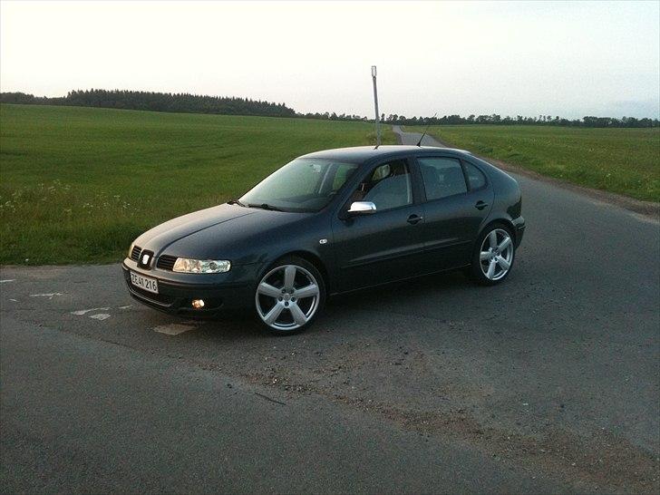 Seat Leon (TIL SALG / BYTTES) - Med nye 19 " billede 1