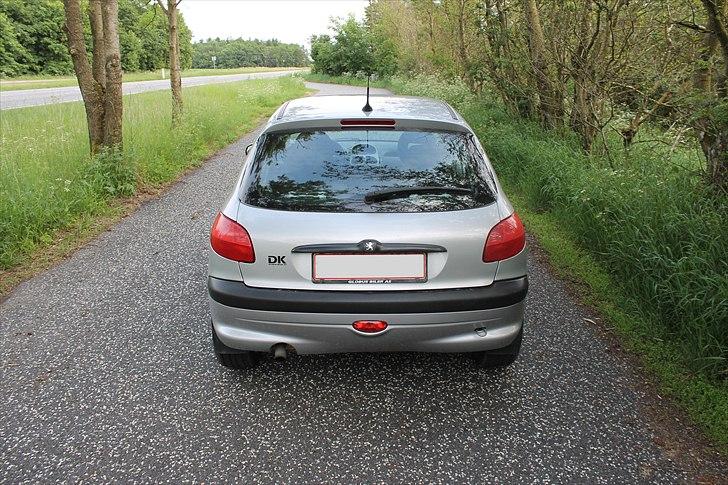 Peugeot 206 2.0 HDi XS - Fra en lille rasteplads tæt på Engesvang billede 8